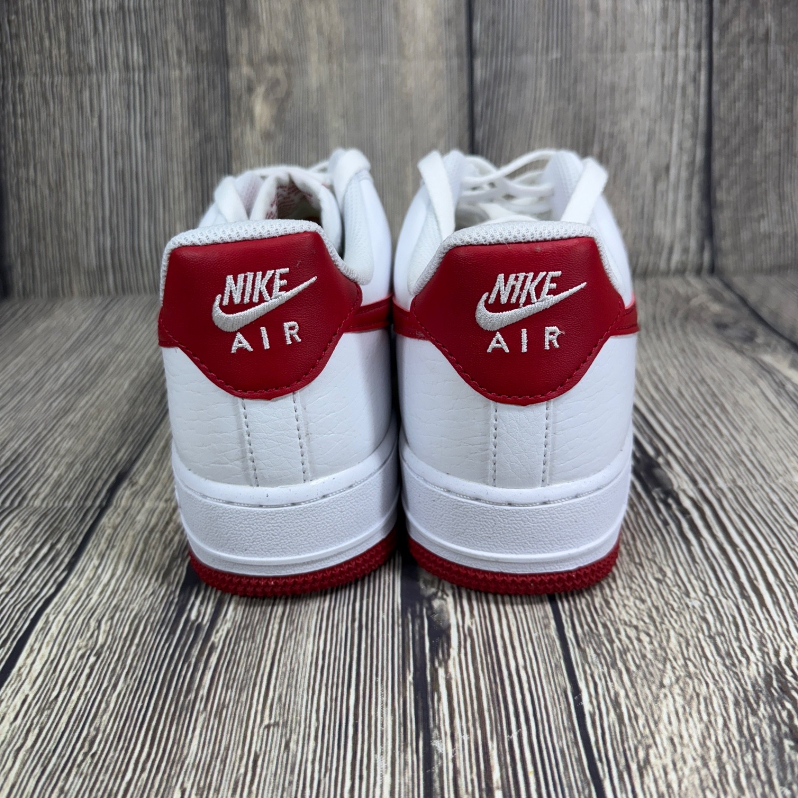 Nike Air Force 1 ’07 SE Next Nature White/Gym Red WMNS 9.5 M 8 DV3808-105
