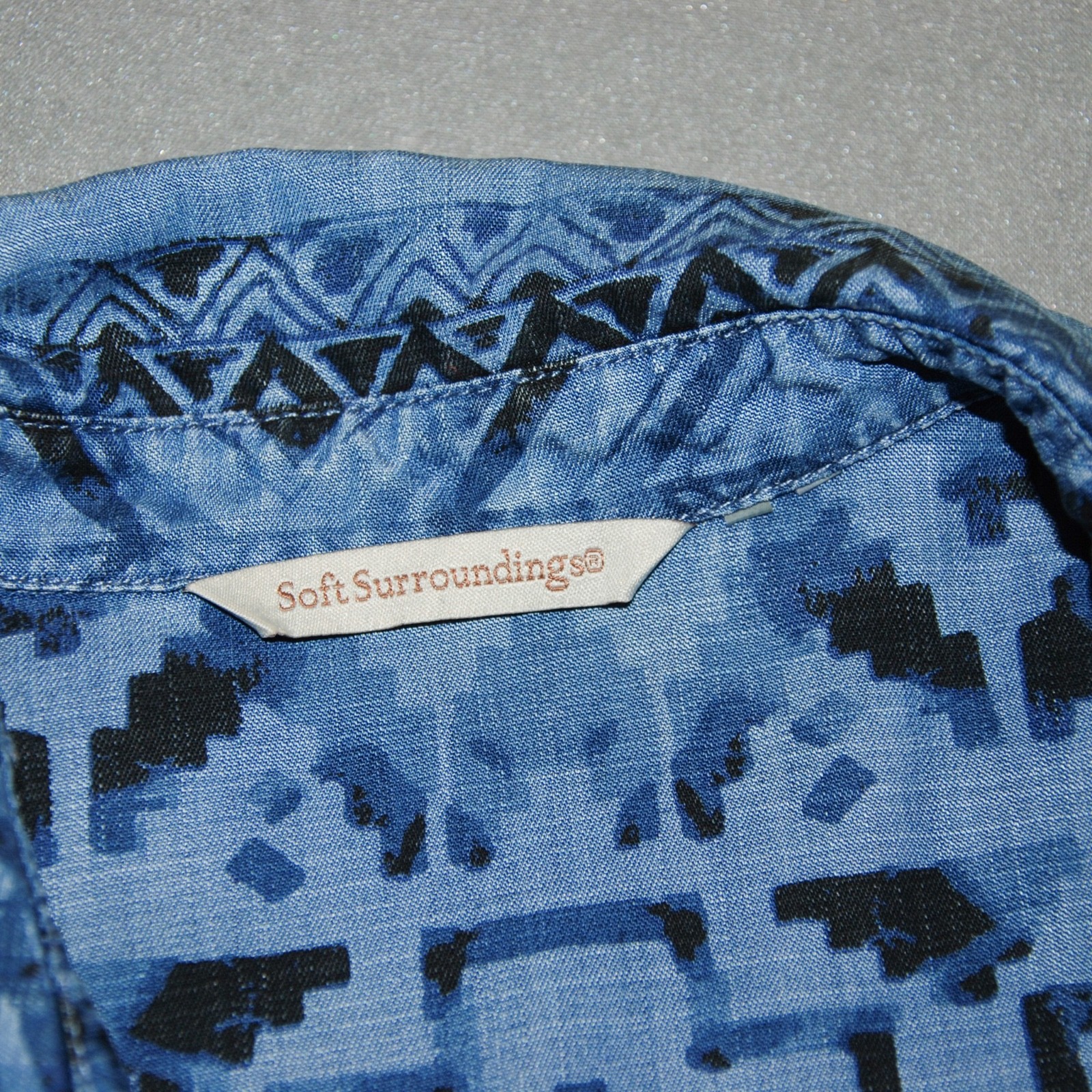 Soft Surroundings Small Fit Blue Aztec Southwestern Tunic Top Roll Tab Sleeve