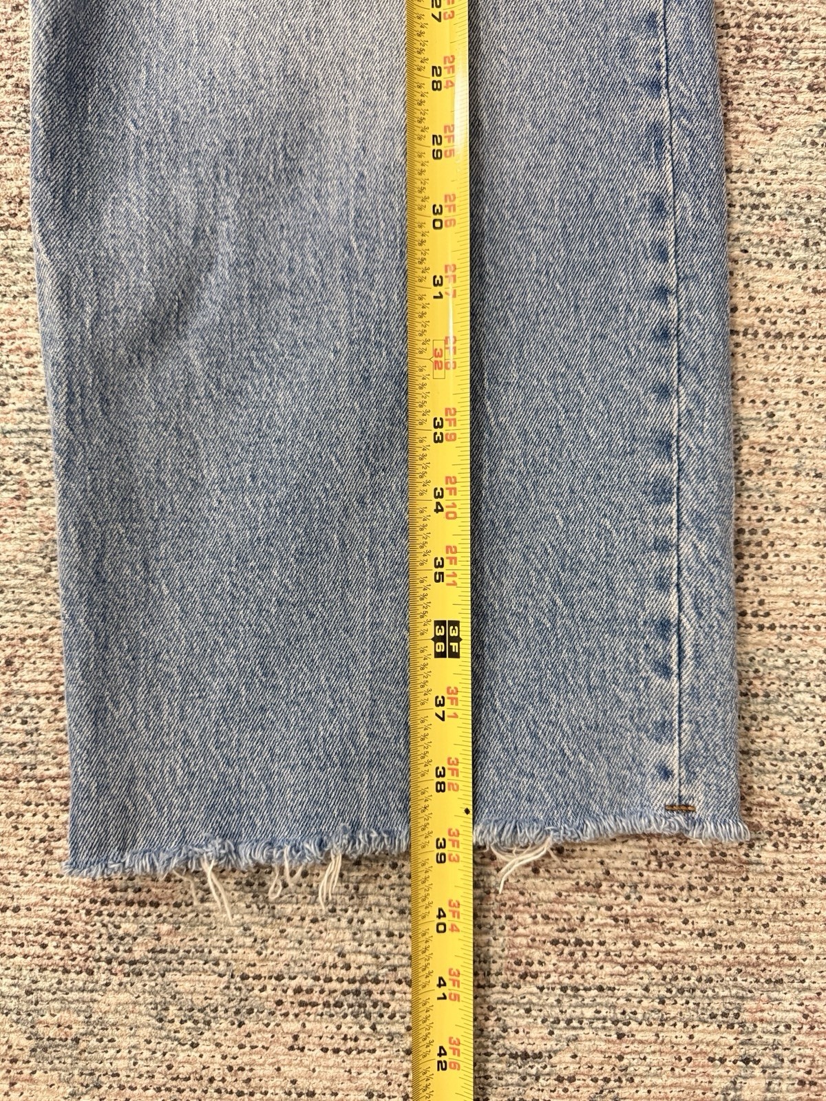 Abercrombie & Fitch Curve Love 90s Relaxed High Rise Jeans Medium Wash 29 / 8S