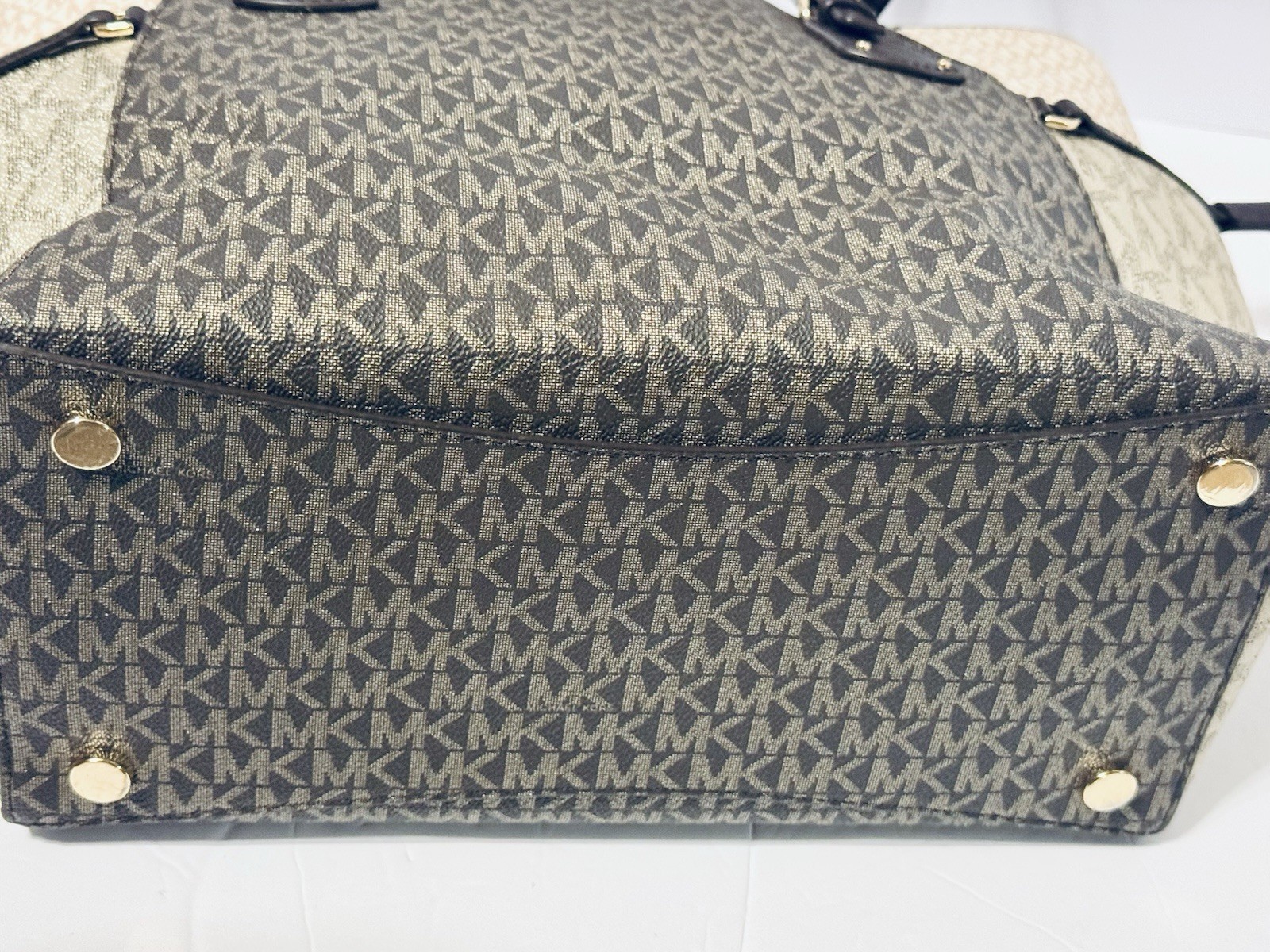 Michael Kors Charlotte Large Logo and Leather Top-Zip Tote Bag – Brown S