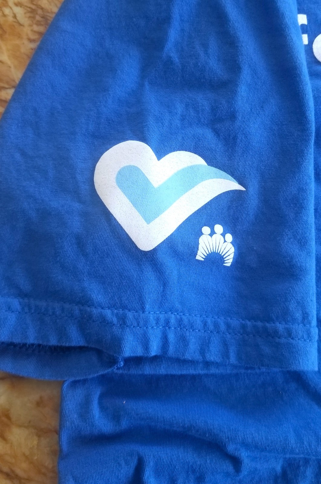 Kaiser Permanente Volunteer T-Shirt Size L / Blue