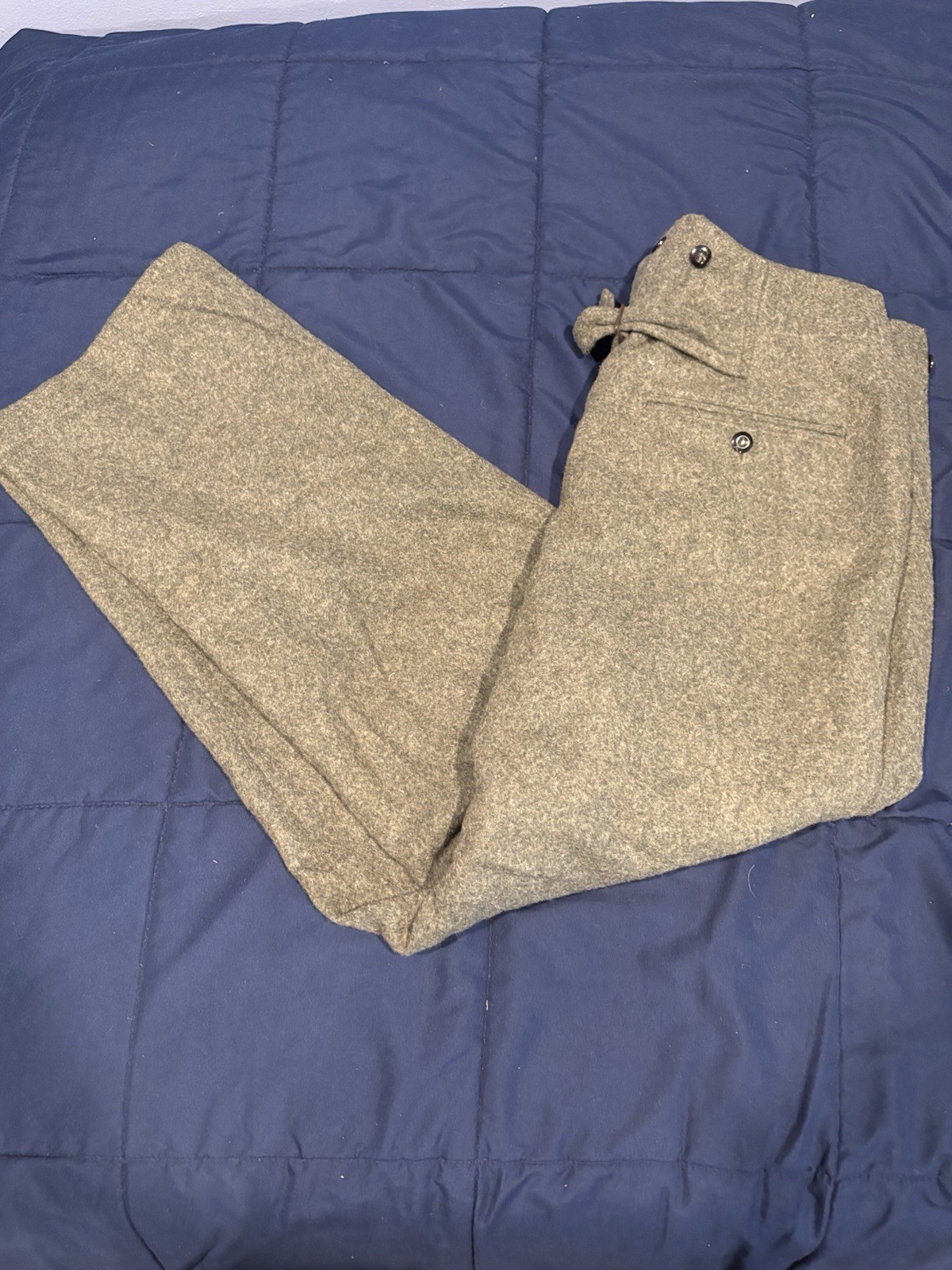 WWII German reproduction M40 trousers size Medium