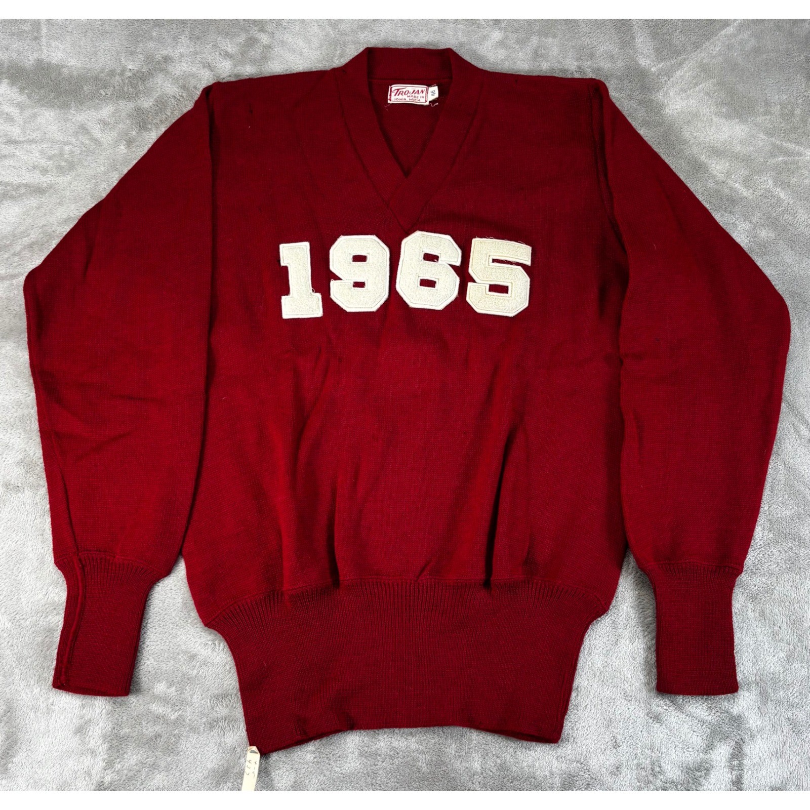 Trojan Vintage 1965 V-Neck Sweater Mens 46 Red Wool Collegiate Varsity Patch