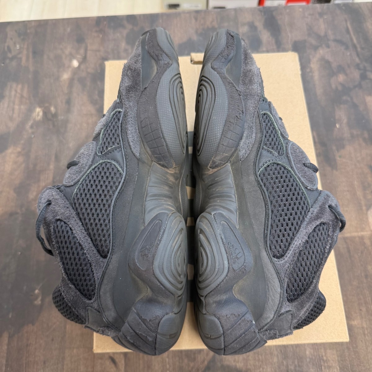 adidas Yeezy 500 Utility Black Size 10