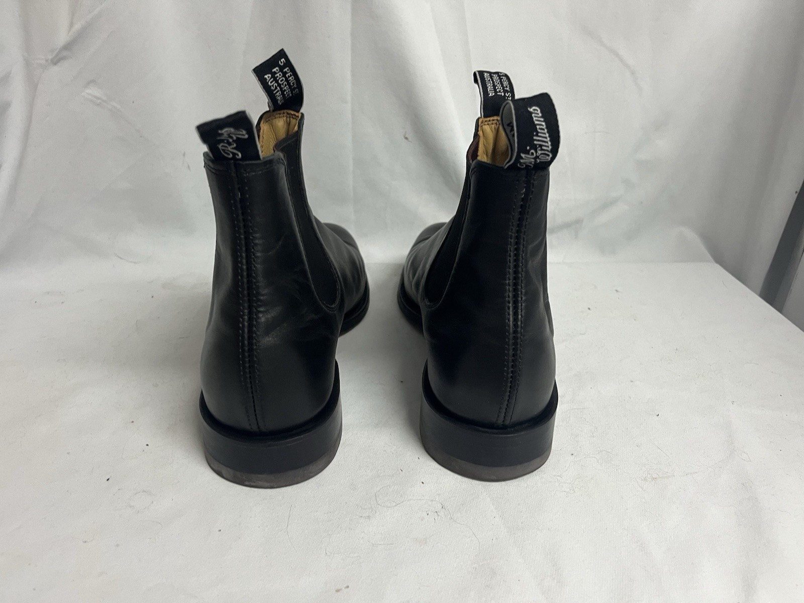 RM Williams Men’s Classic Macquarie Black Yearling Leather Sz 10F Chelsea Boot