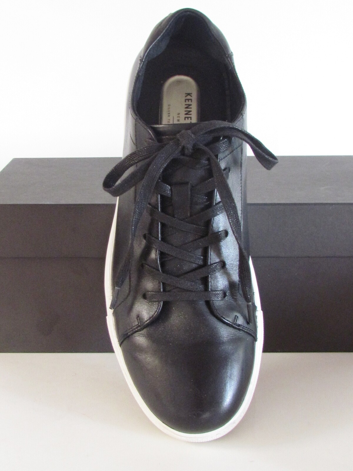 Men’s Sneaker Casual Shoes Designer Kenneth Cole Black Leather Sneakers 9.1/2 M