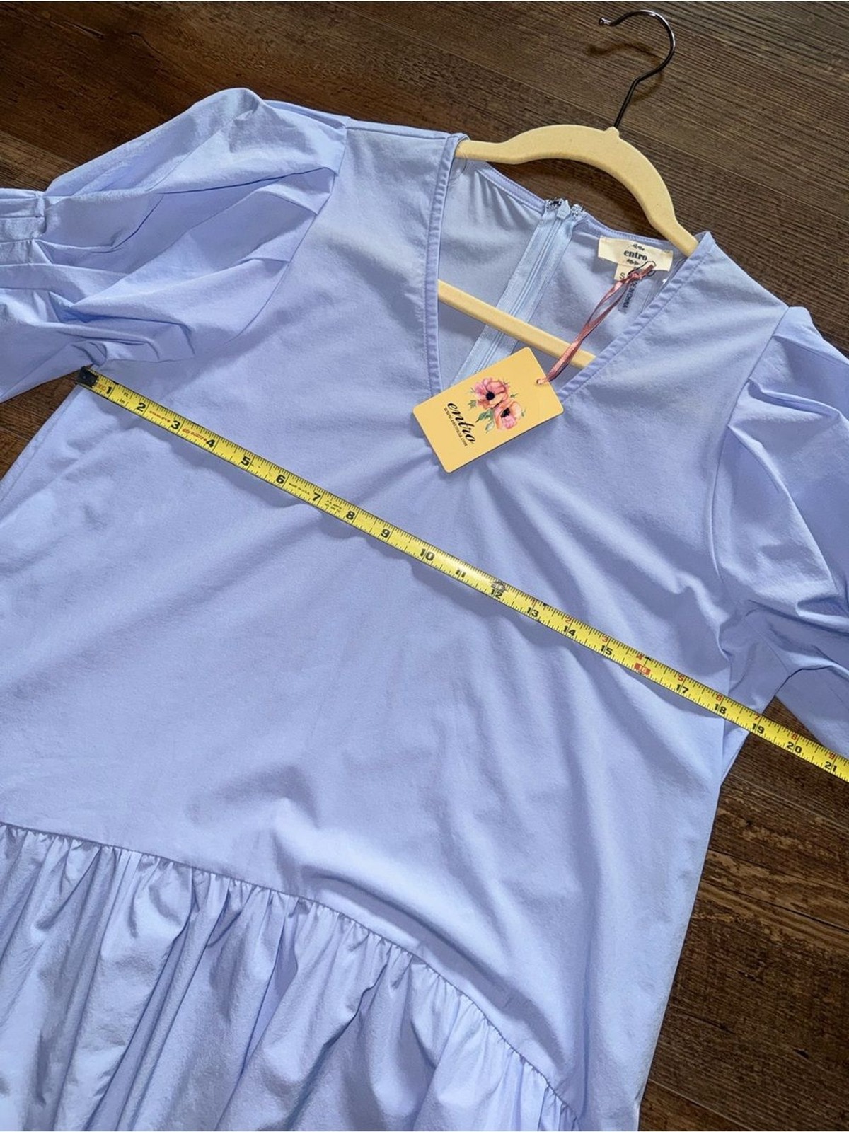 Entro Small NWT Light Blue Puff-Sleeve V-Neck Midi Dress