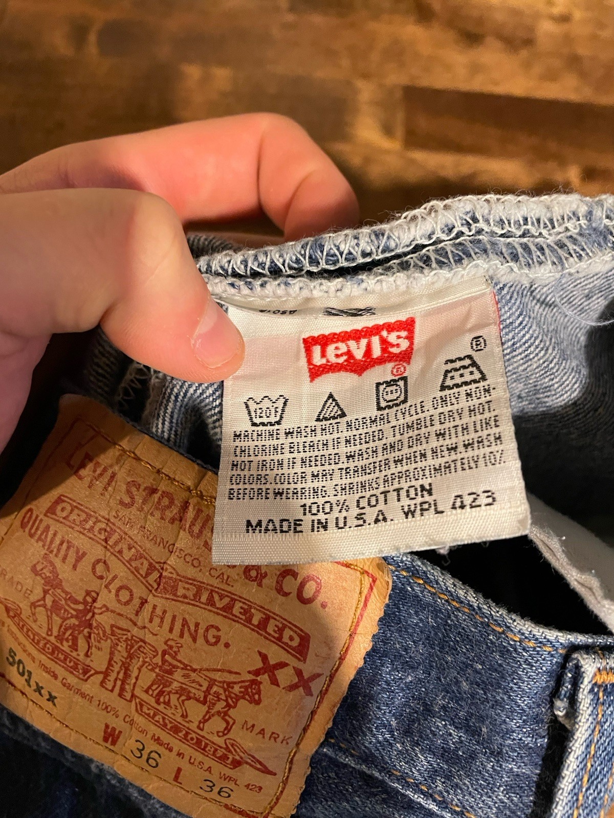 Levi’s 501xx Straight Fit Men’s Jeans 33/32 – Dark Wash