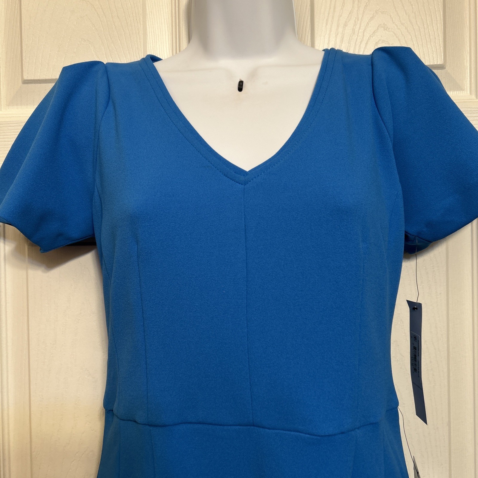 Maggy London Blue Tie Neck ocean blue Dress RN 58142 NWT Women’s Size 0