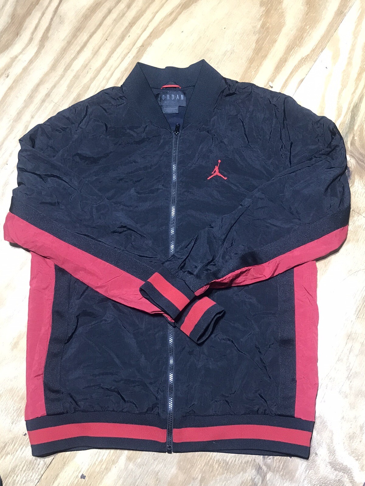 Nike Men L Air Jordan “RINGS” Full Zip Jacket AQ1785 010 Black/Red @h9