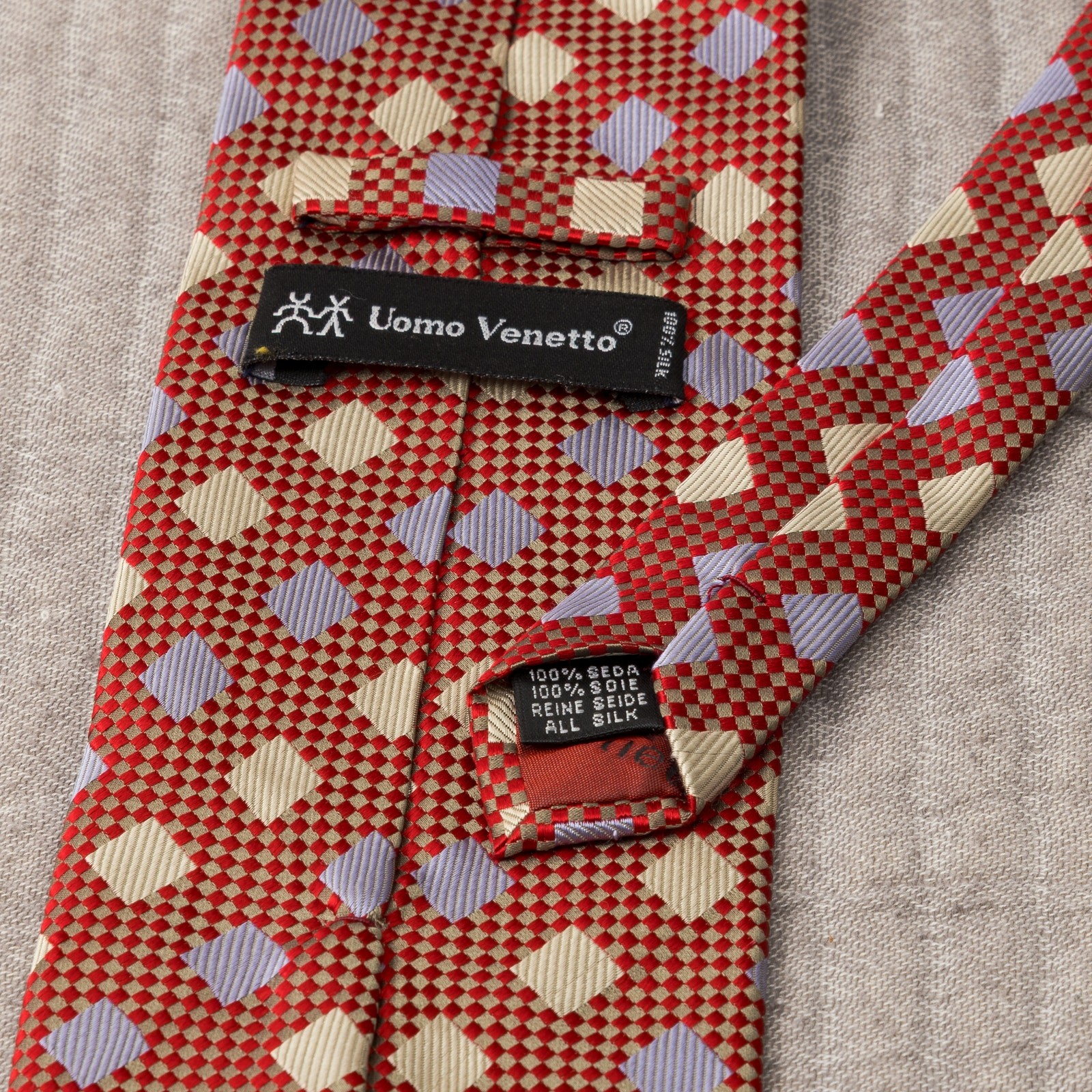 Uomo Venetto 100% silk tie 3.5 x 60