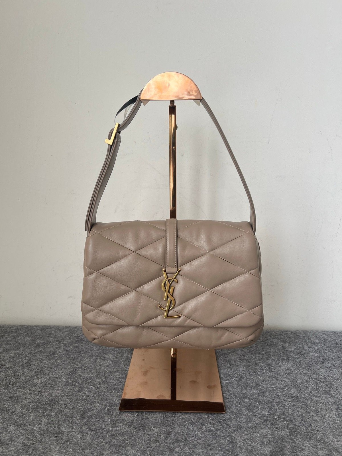 Saint Laurent LE 57 Hobo Shoulder Bag Beige Leather GHW Adjustable Strap Auth