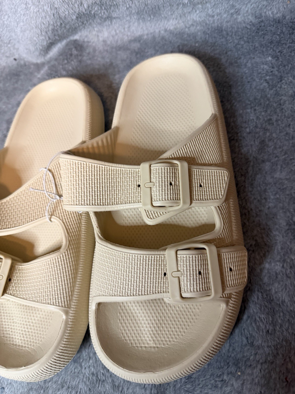 The Cloudies Slides Sandal Cream Color Buckle Woman’s Size 8.5-9.5 (40-41)
