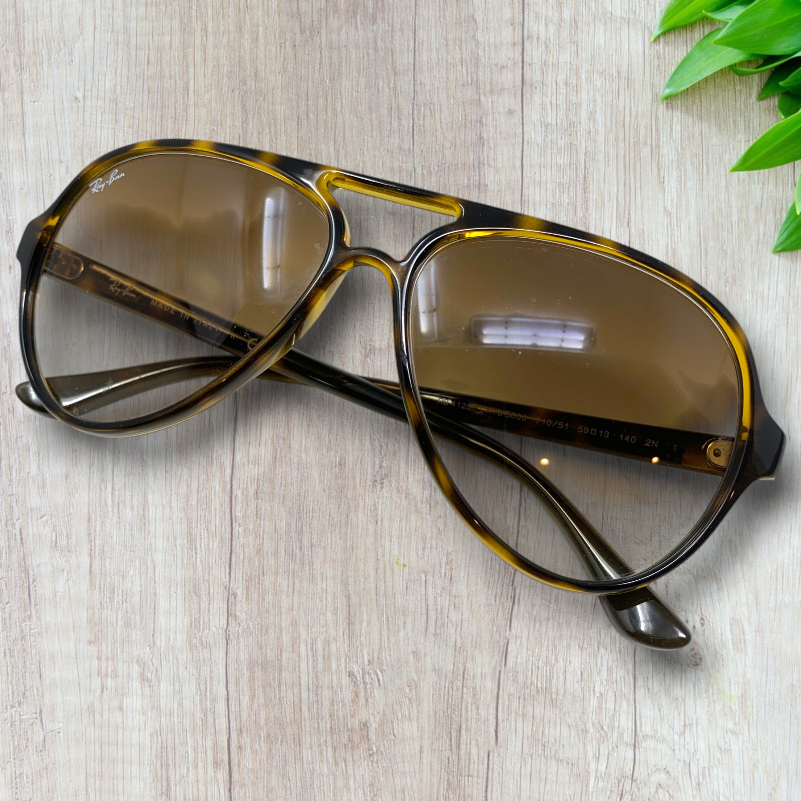 Ray-Ban RB4125 Cats 5000 Aviator Tortoise Sunglasses 710/51 59mm Italy Case Box
