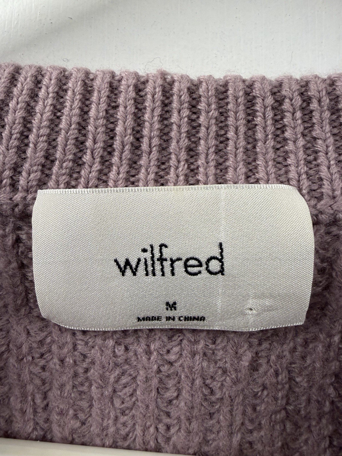 Wilfred Womens Sweater 100% Merino Wool Aritzia Crop Maria Mauve