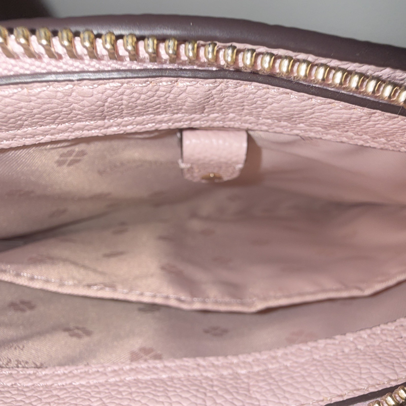 kate spade new york Pink Pebbled Small Crossbody Detachable Strap Zip Pockets