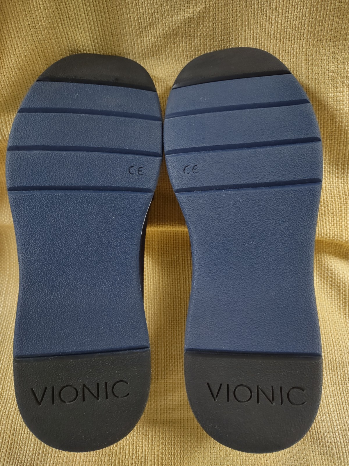 Vionic Cameo Slip On Sneakers Sz 8.5M Navy Suede Orthopedic Athleisure Commuter