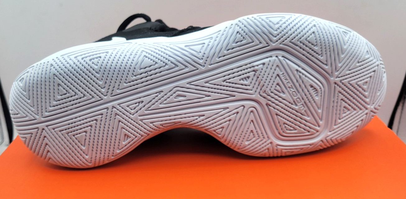 NIKE ZOOM HYPERSPEED COURT VOLLEYBALL MEN 6.5 WOMEN 8 BLACK WHITE C12964 010