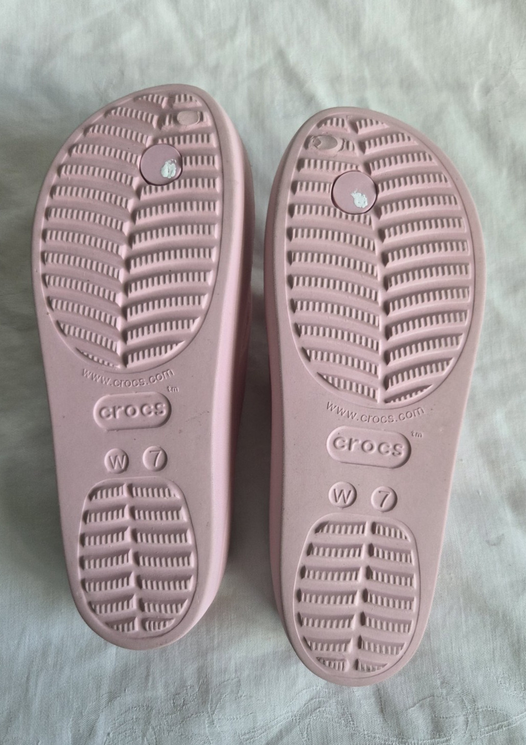 Crocs Womens Baya Flip Flop Platform Sandals W7 Petal Pink Iconic Comfort
