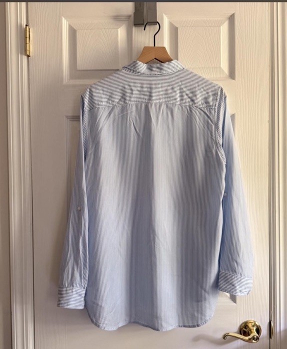Babaton Blue/White Striped Collared Button-Up Shirt w/ Pockets Long Sleeve L