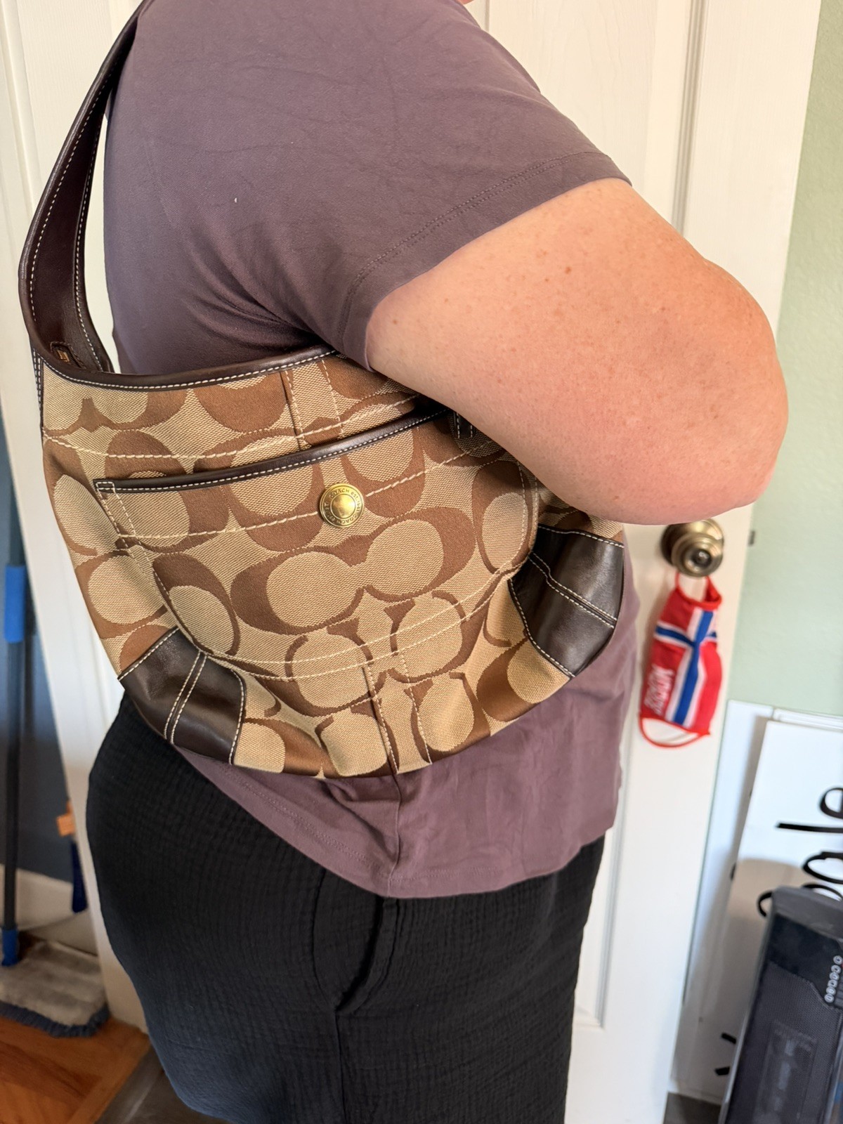 Coach 2007 Y2K Ergo Signature Brown Canvas and Leather Hobo Bag 11290