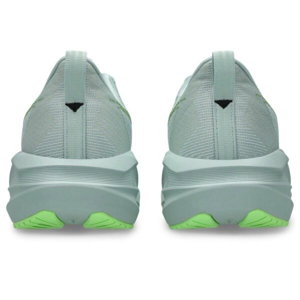 ASICS Novablast 5