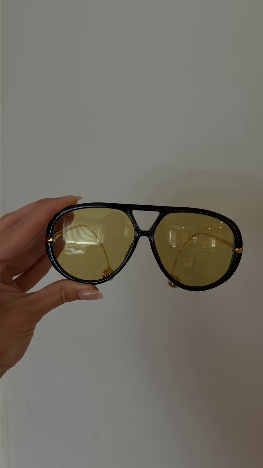 Bottega Veneta BV1273 Oversize Sunglasses Black Frame Yellow Lens USA Fast Ship