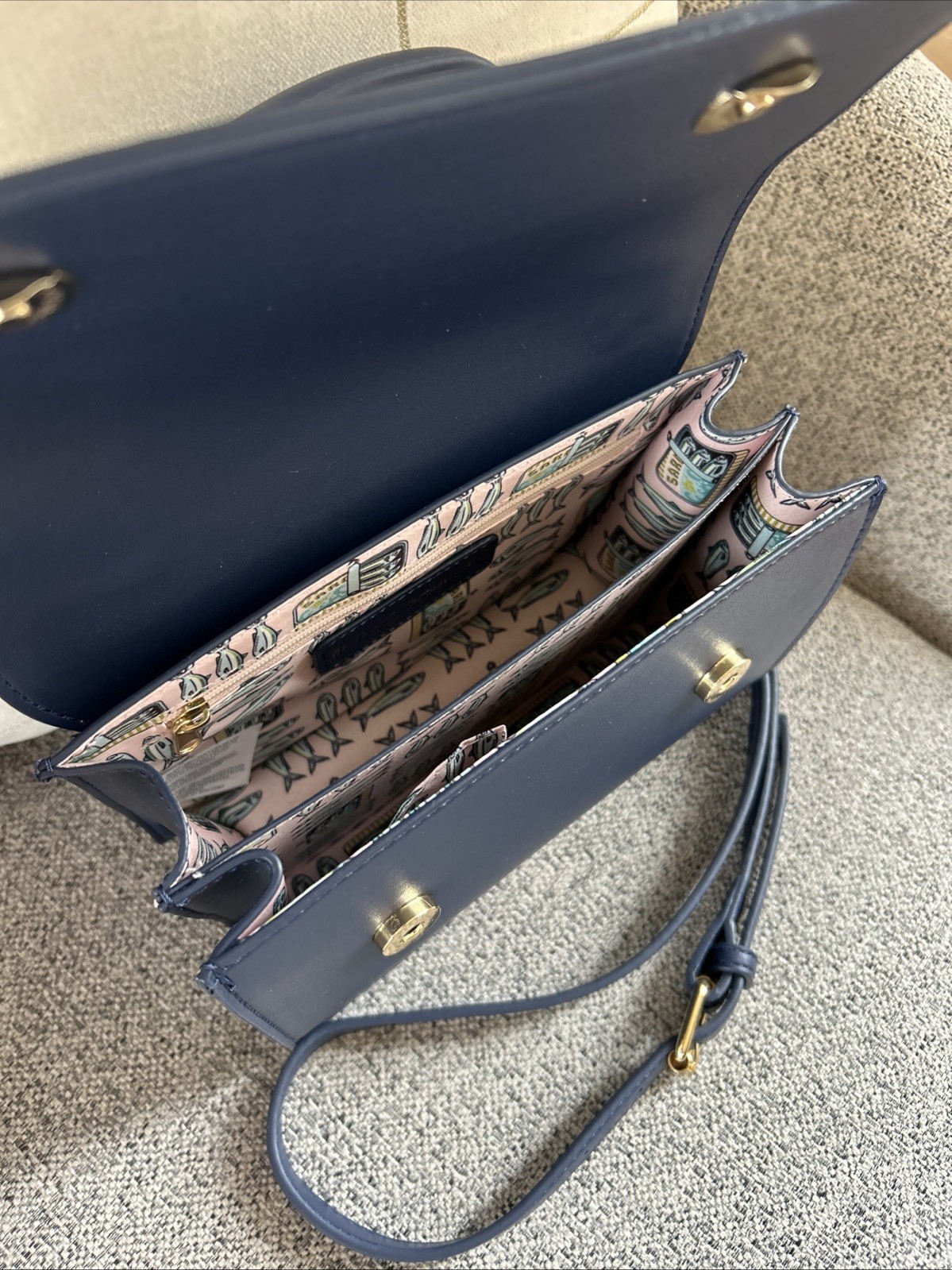 New! Betsey Johnson Sardines Crossbody Bag Purse Fish XOMYLO2 Blue Multi