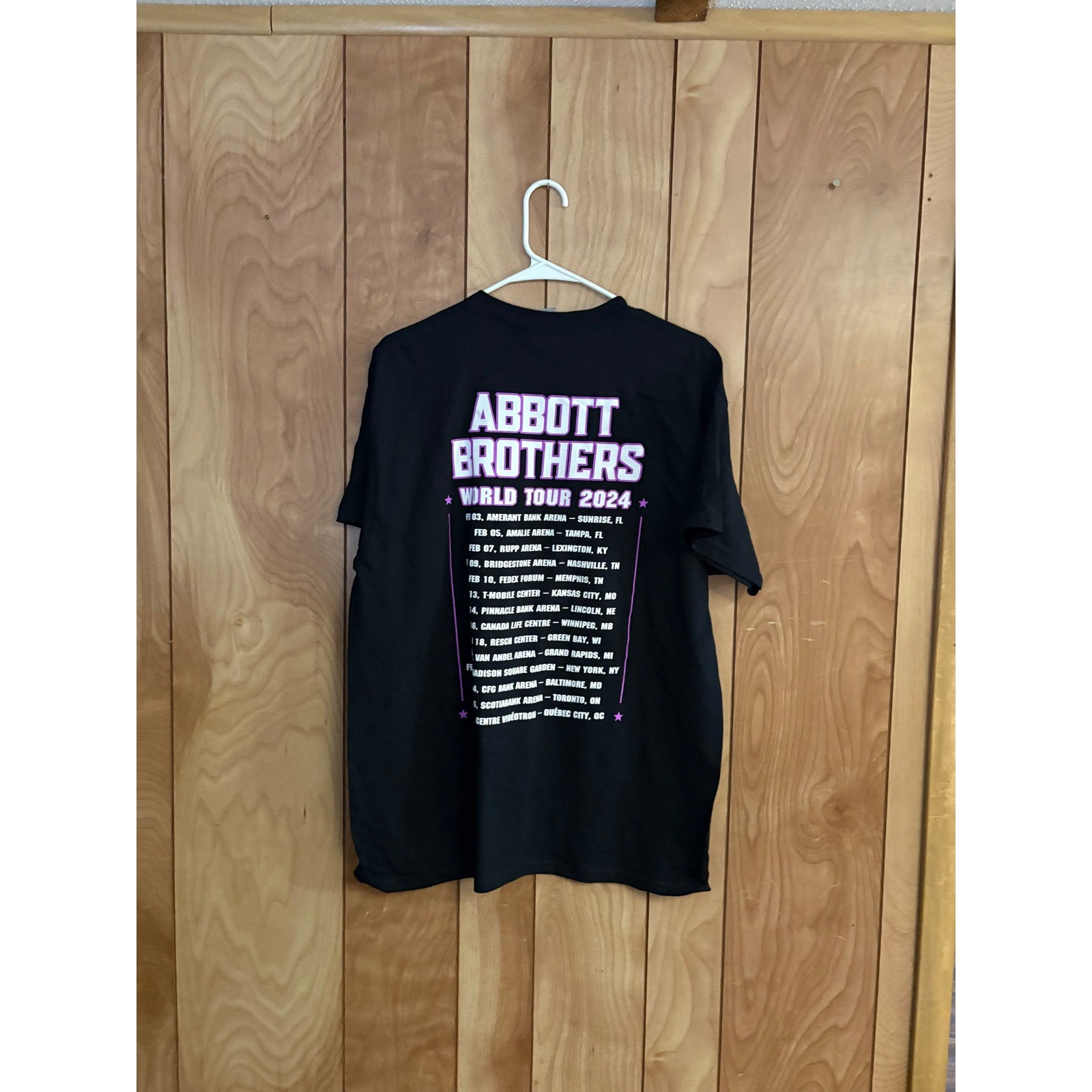 Gildan Abbott Brothers Dimebag Darrell Vinnie Paul World Tour 2024 T-Shirt Large