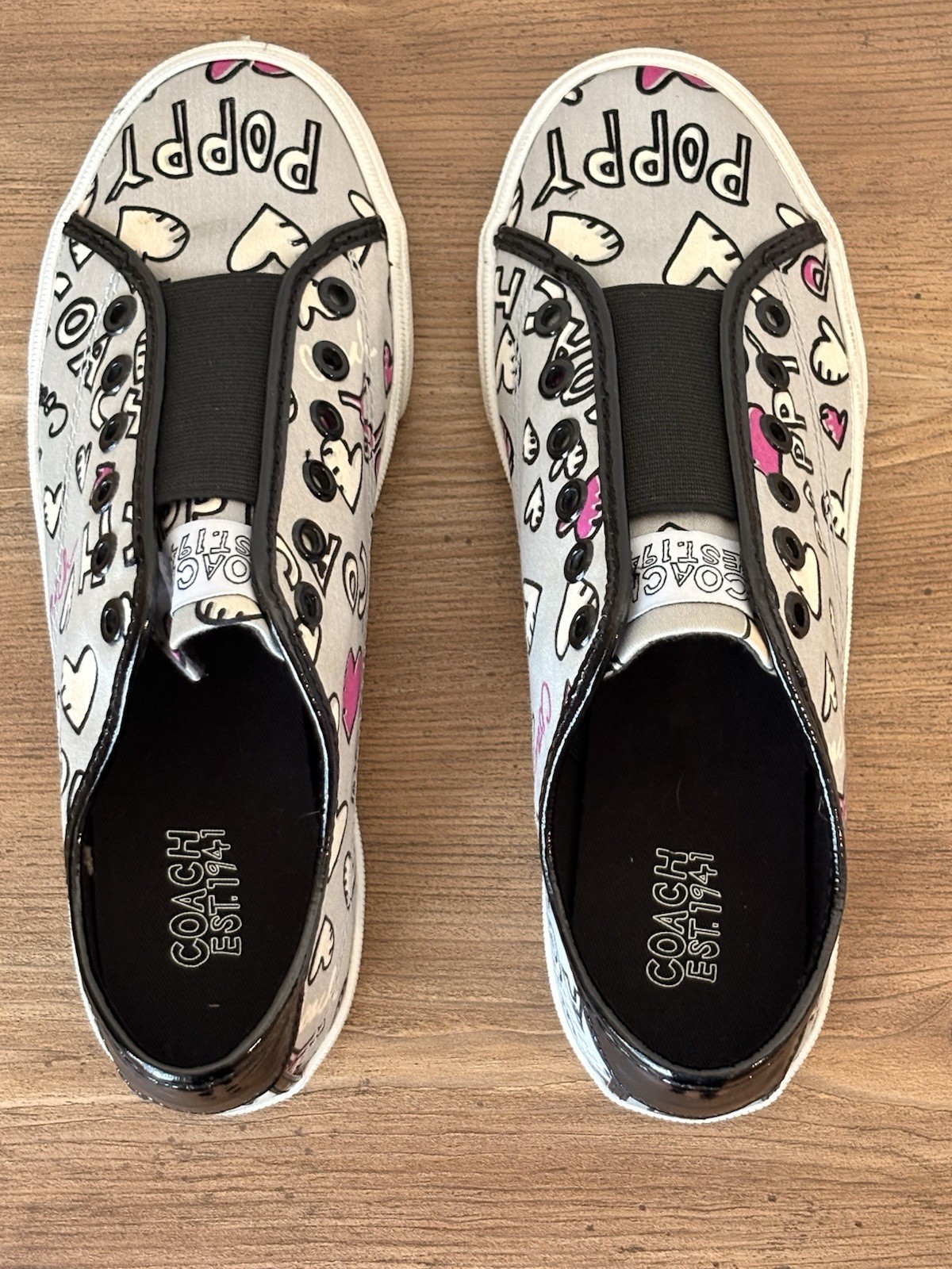 Coach Women’s Slip-On Poppy Shoes w/Graffiti Design Sz 7.5