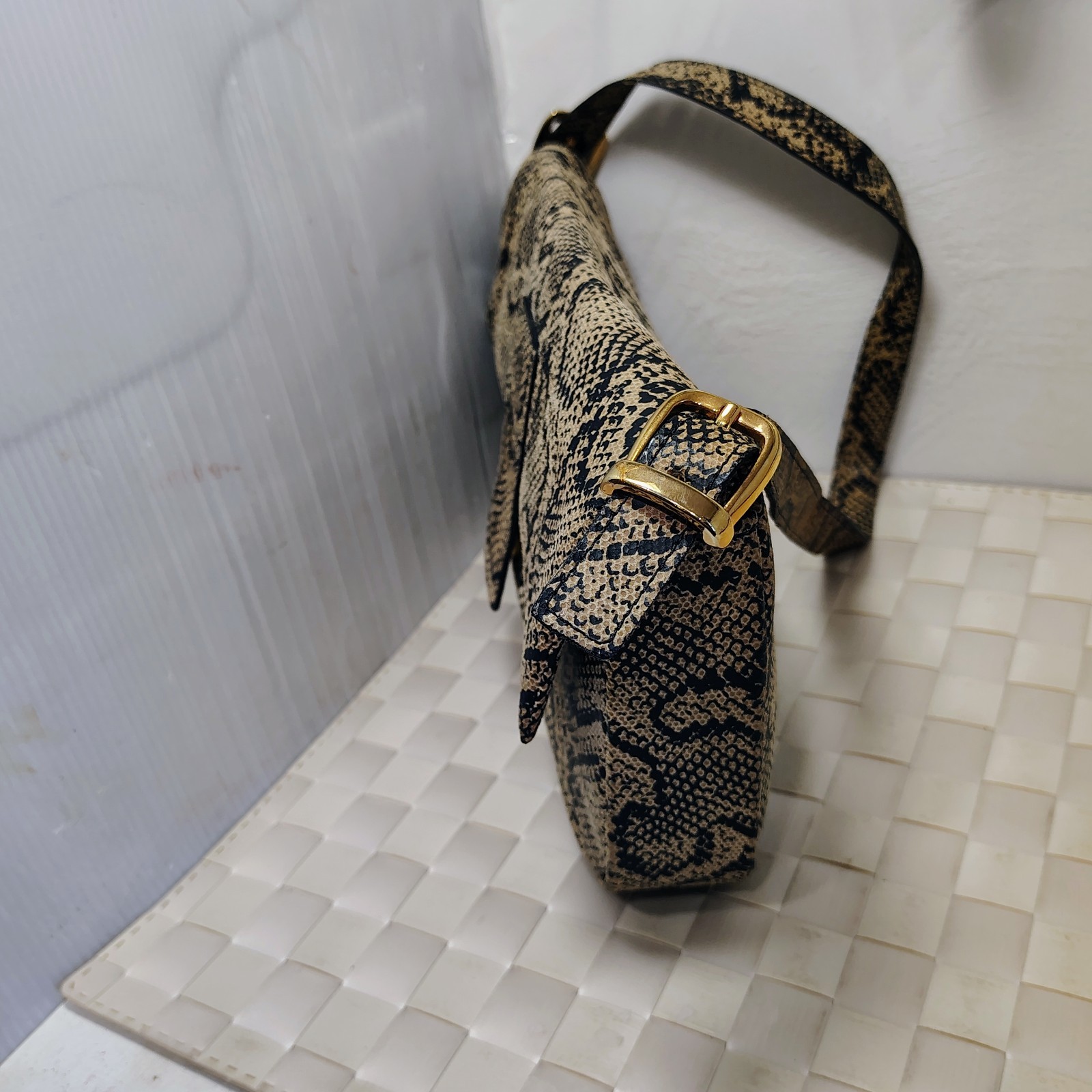 OHH! ASHLEY Leather Snakeskin Print Unique Design Handbag Purse-made in USA