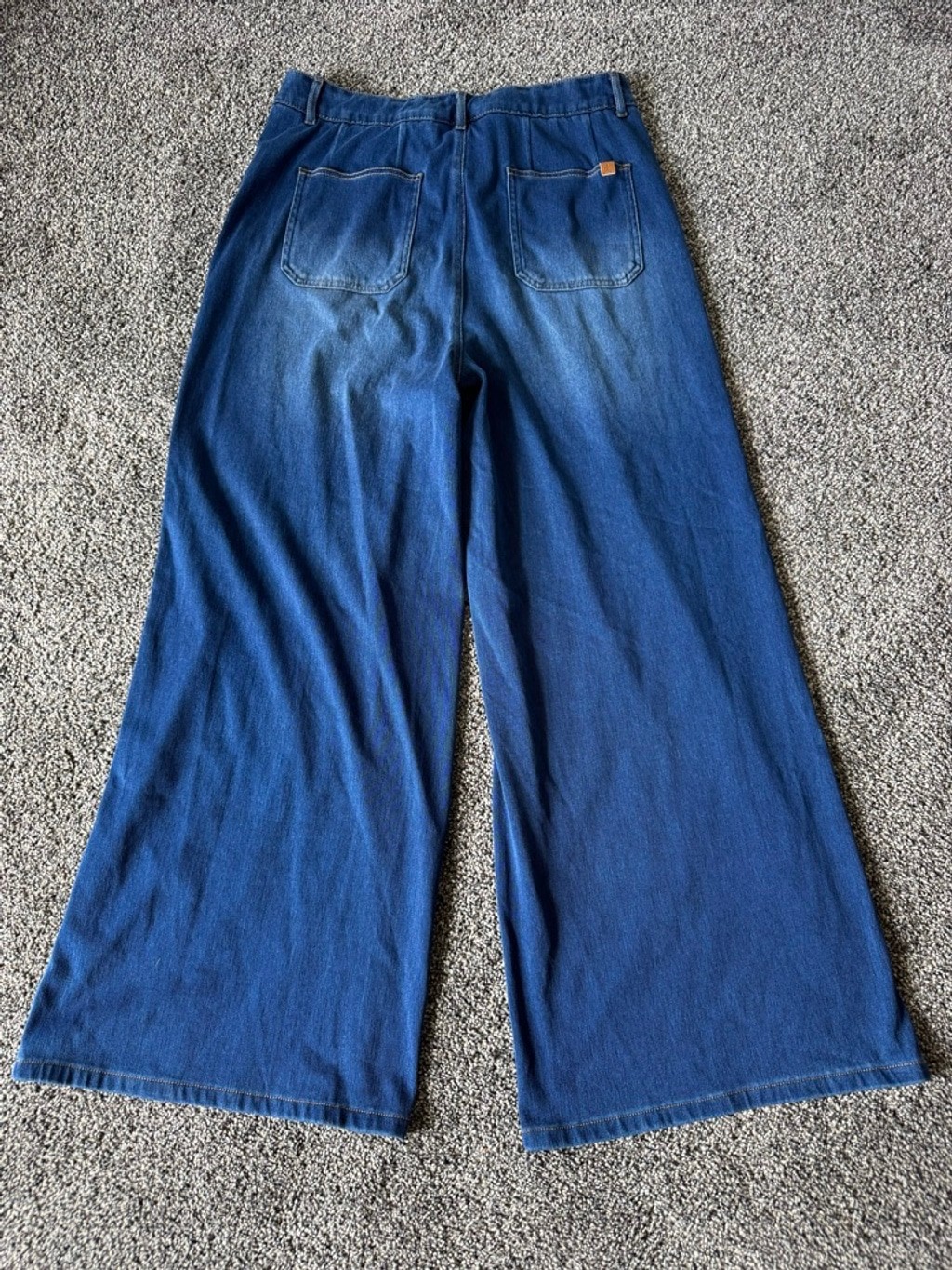 Halara Flex™ High Waisted Tummy Control Wide Leg Casual Jeans with Pockets SZ XL