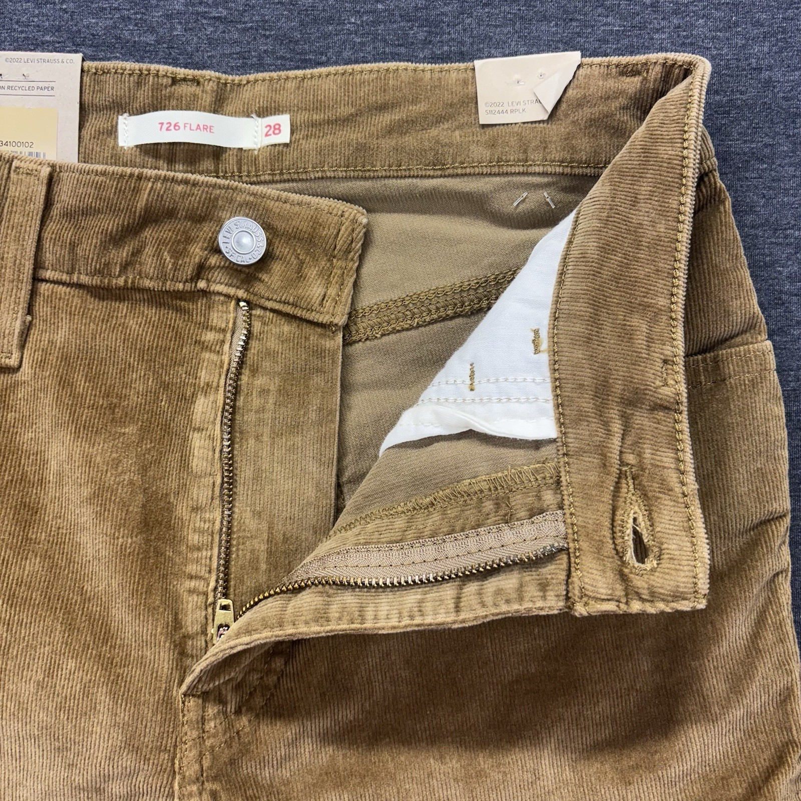 Levi’s 726 Flare High Rise Corduroy Pants Womens 29×32 Brown Strech Western NEW