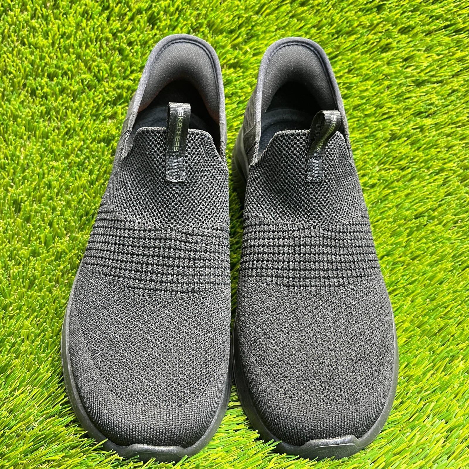 Skechers Ultra Flex 3.0 Cozy Womens Size 6D Black Walking Slip On Shoes Sneakers