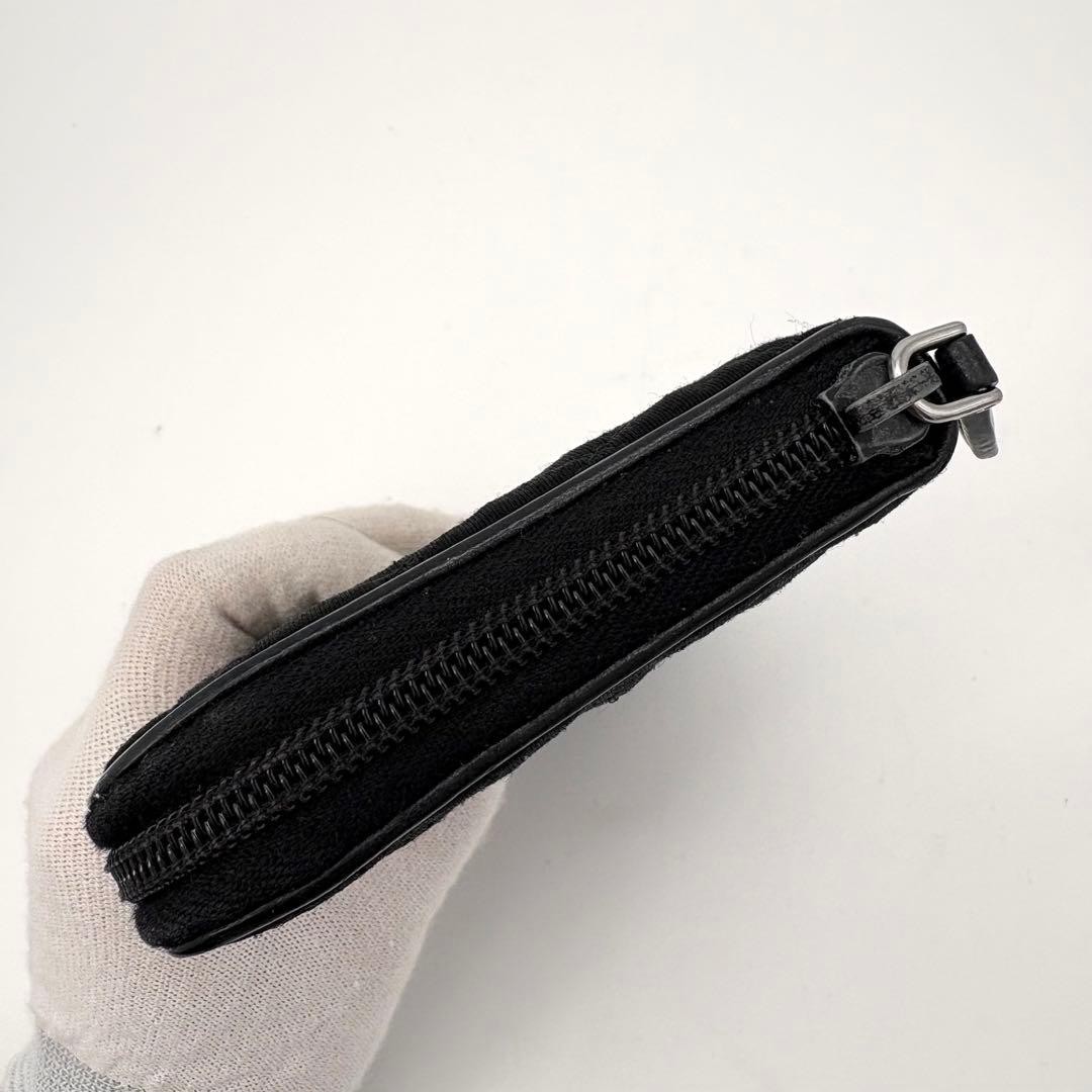 Authenticated PRADA Long Wallet Round Zipper Quilted Triangle Logo Plate Black