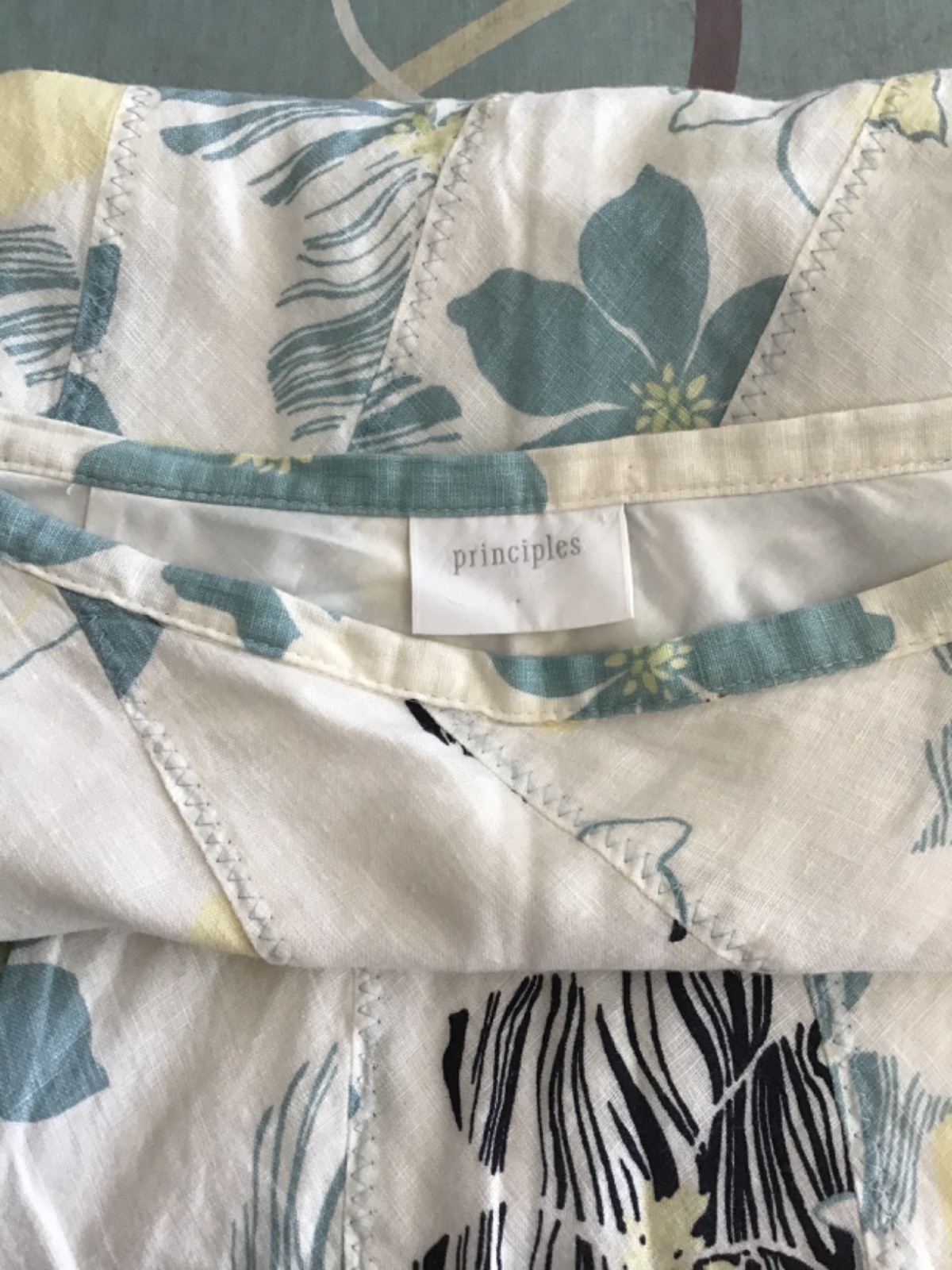 Principles white multi dipped hem skirt size 12
