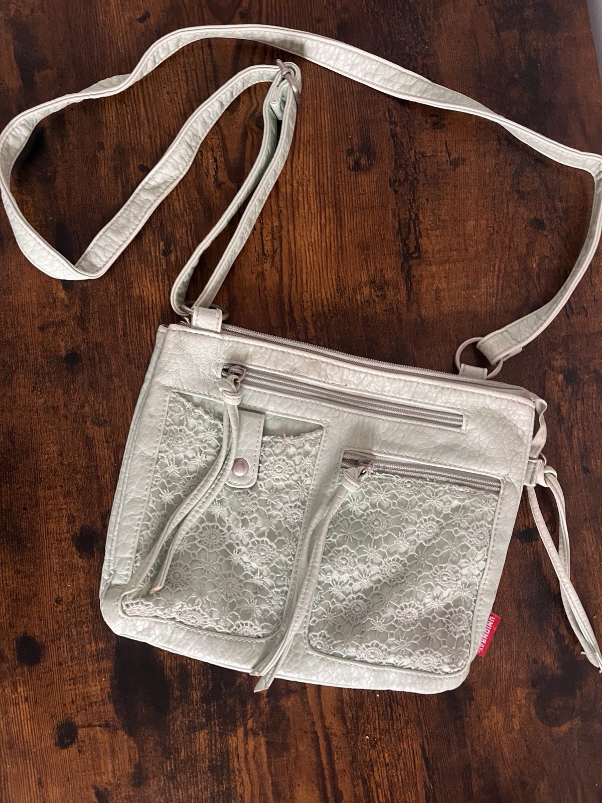 UNIONBAY Ivory Lace Crossbody Bag Adjustable Strap Multiple Pockets Women