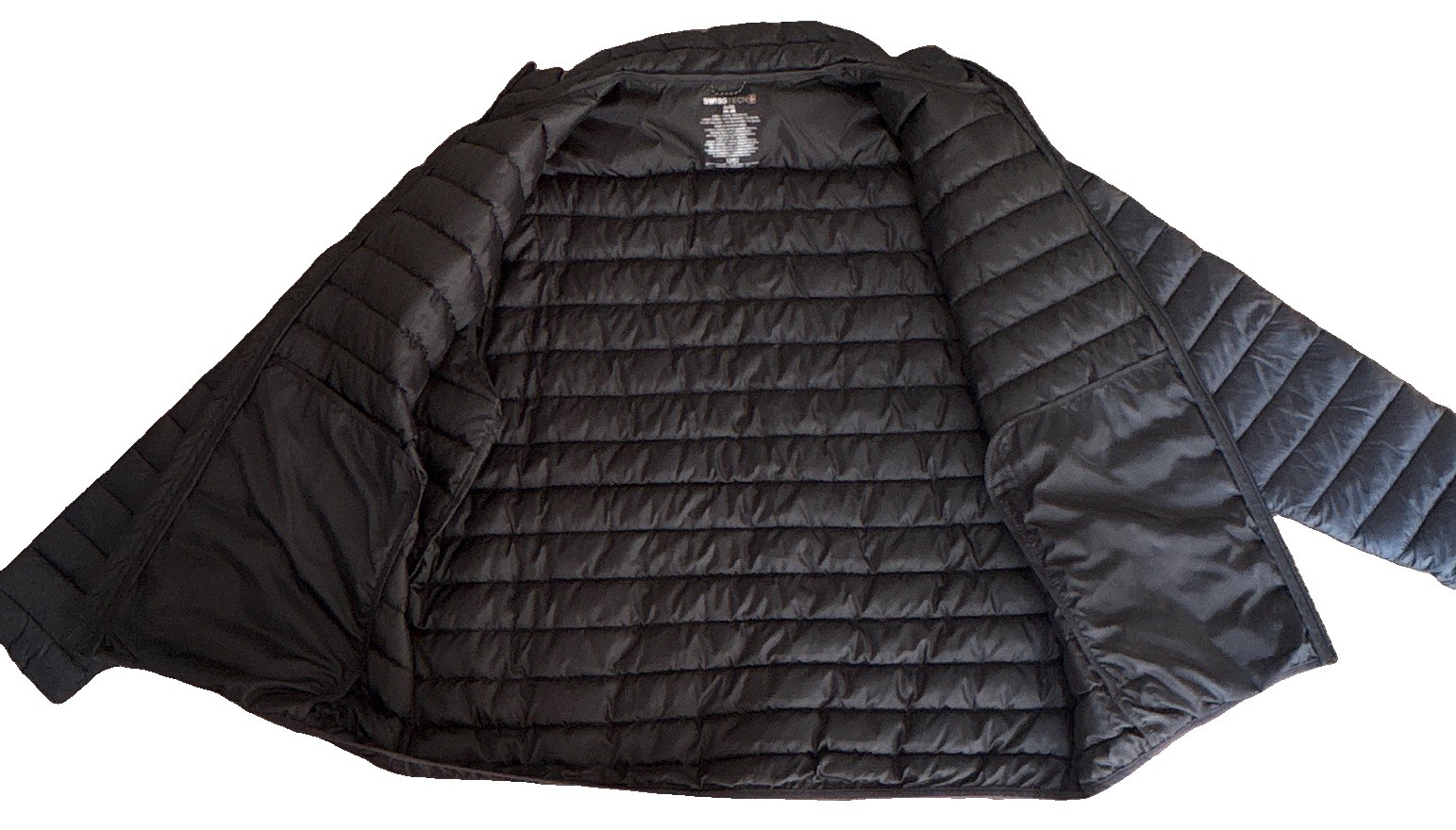 Swiss+Tech Men’s Black Lightweight Puffer Jacket XL (46-48) Full Zip