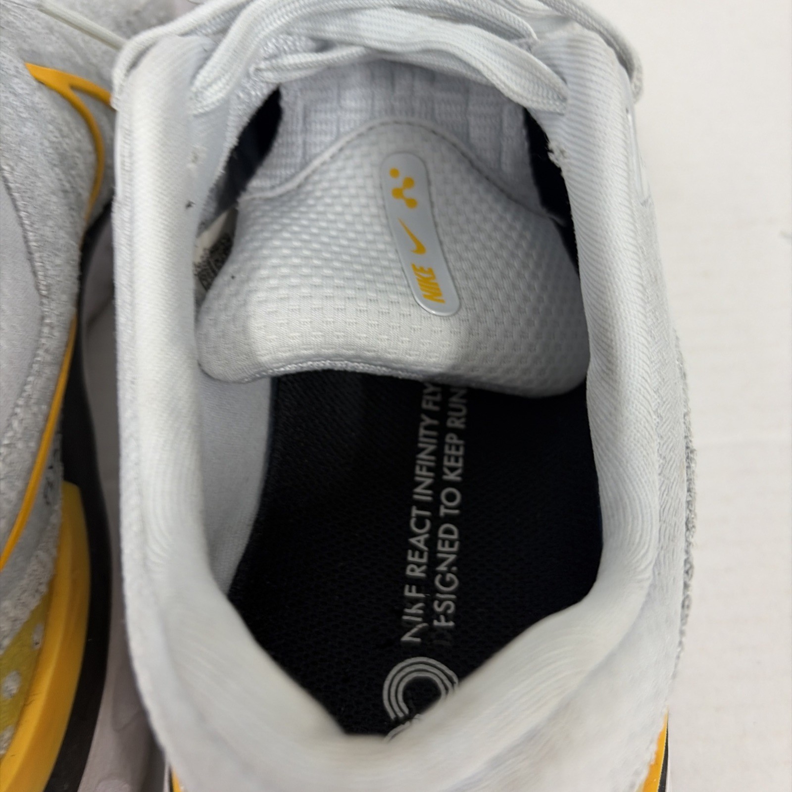 Nike React Infinity Run Flyknit Men’s 13 Gray Yellow Running Shoes DQ7830-016 T5