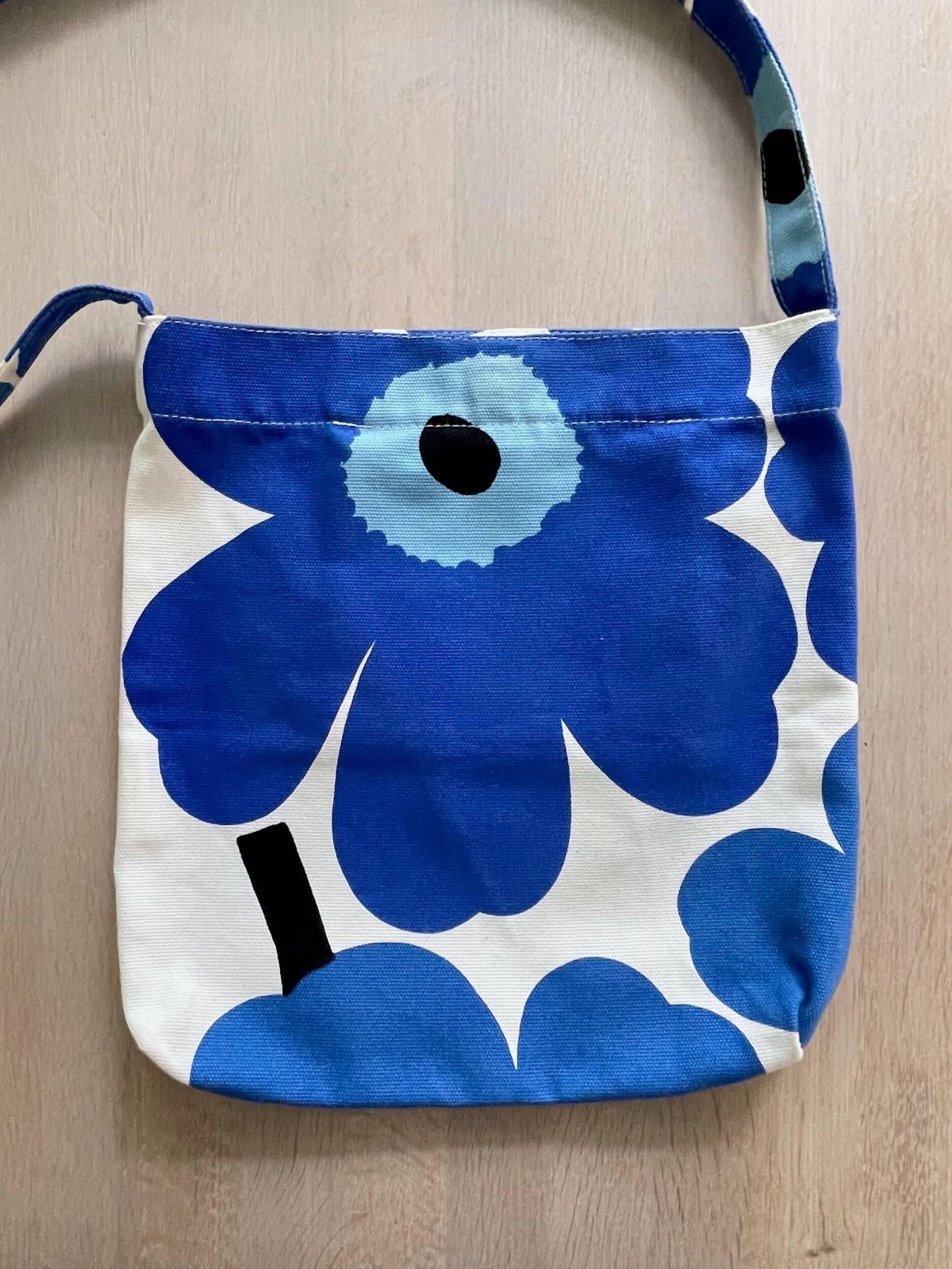 Blue MARIMEKKO Unikko Vintage Canvas Shoulder Bag, Floral Poppy Crossbody bag