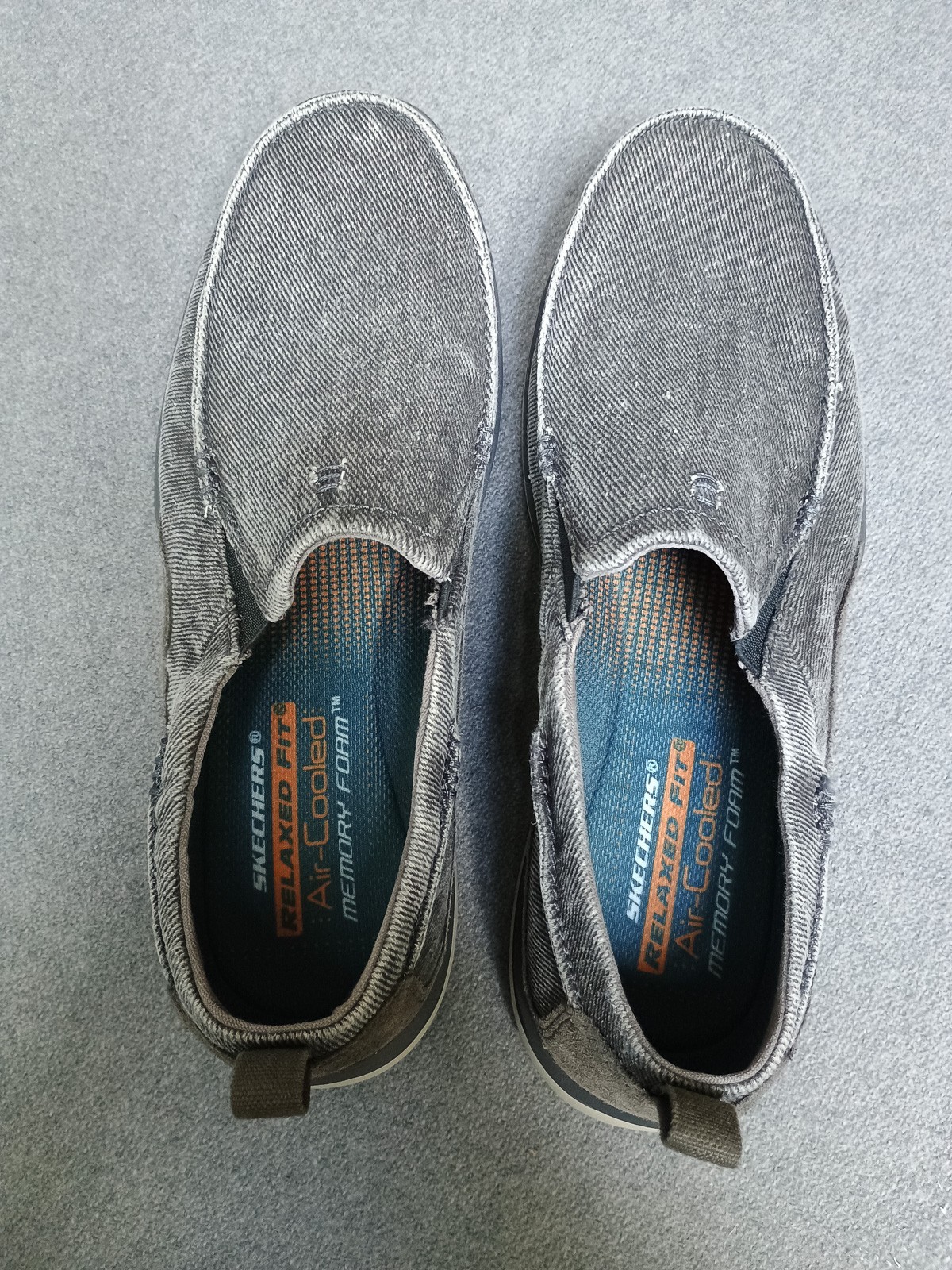 NEW Sketchers men’s slip Ins, hands-free size 11. Memory Foam, Air Cool Sneakers