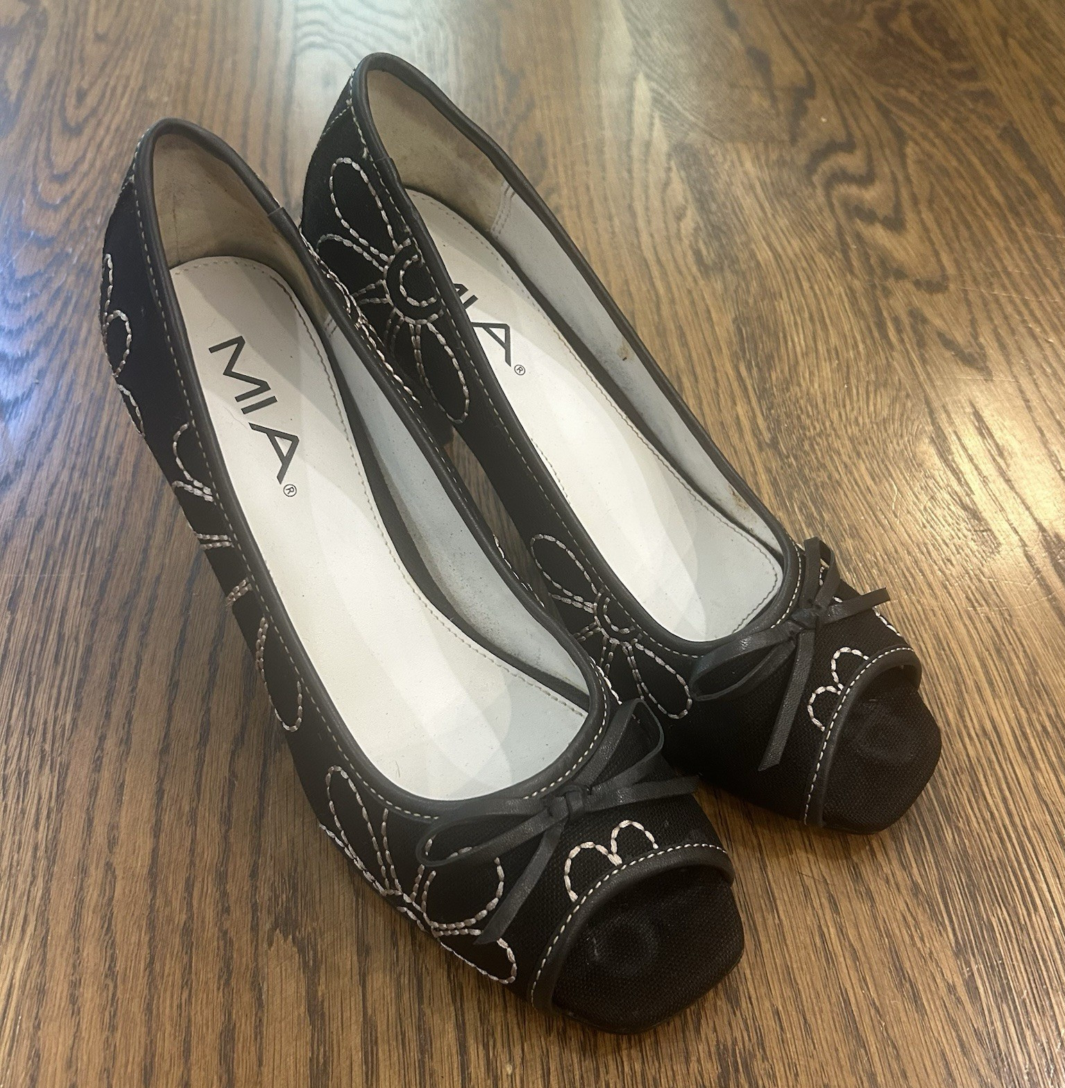 MIA Black/White Square Toe Pumps Block Heel Slip On Bow Solid Women’s 7.5