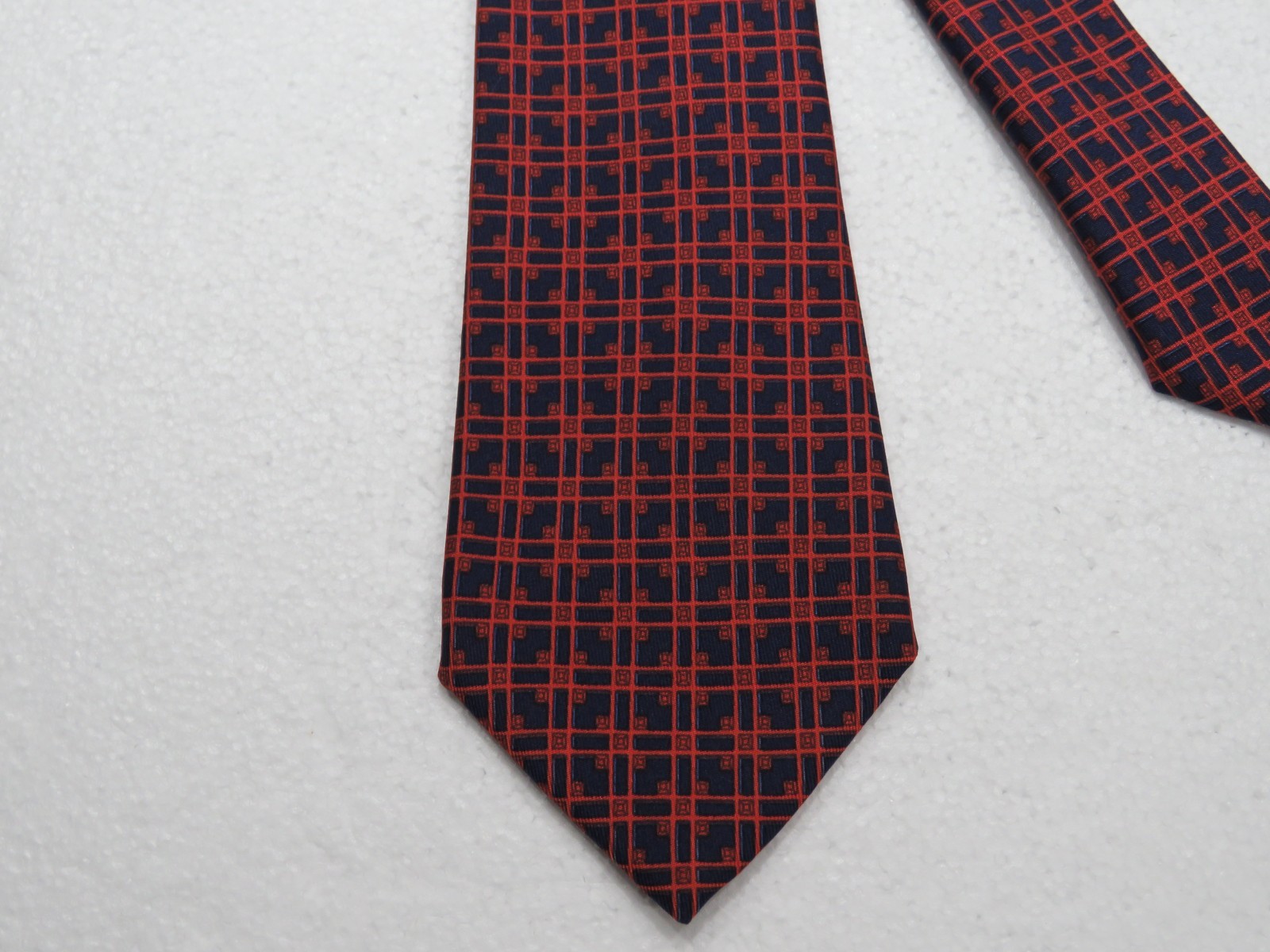 HERMES Paris Tie Black & Red Geo Check Pattern 100% Silk Hand Made 3.25″x 58″