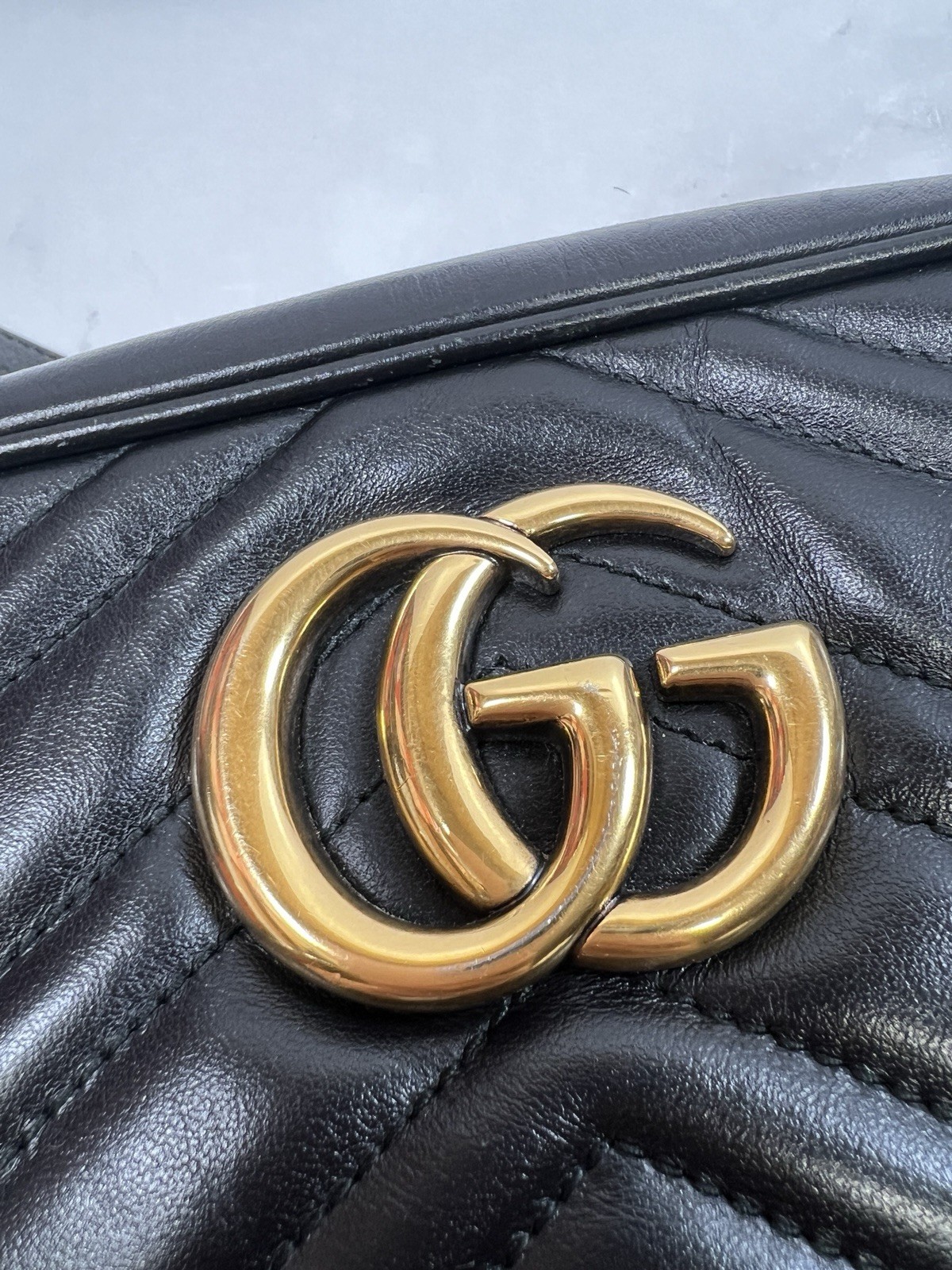 Gucci GG Matelasse Marmont Chain Leather Zip Camera Crossbody Bag Purse