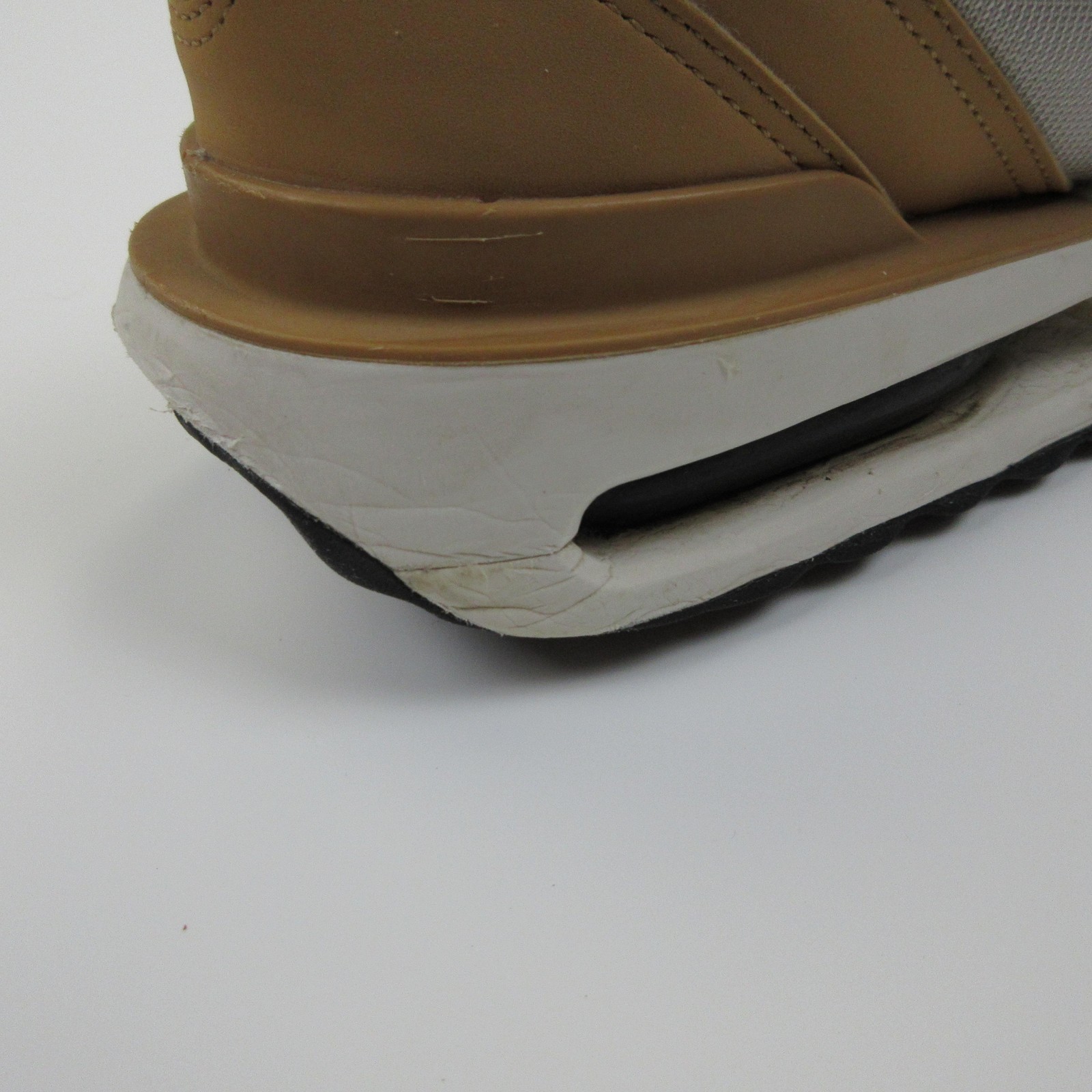 Nike Air Max Dawn Shoes Mens Size 9 Tan Gray Orange Running Sneakers DM0013-700