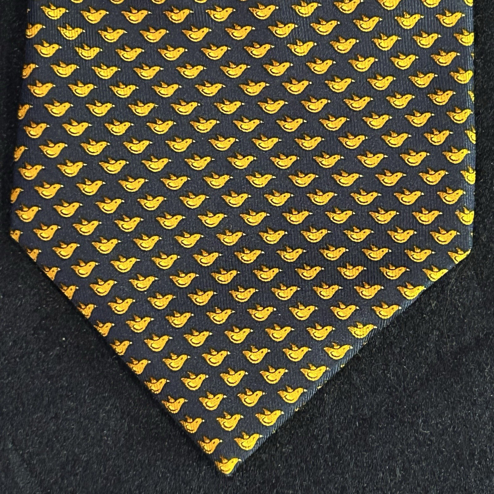 Salvatore Ferragamo Italy mens 100% Silk Tie Navy With Bird Pattern 3 3/4” Wide