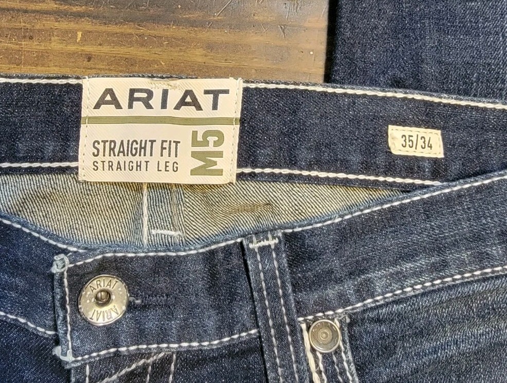 Ariat M5 Slim Straight Blue Jeans Men’s 35×34 Dark Washed Denim Like New