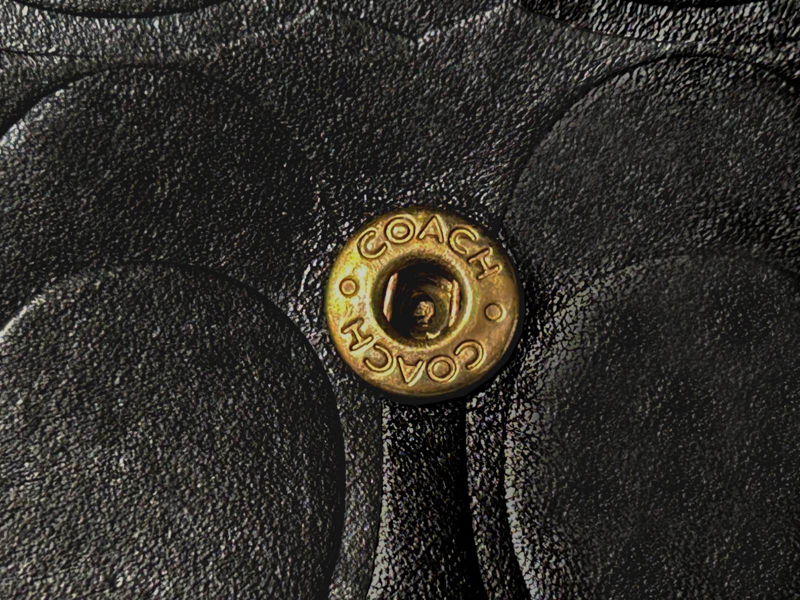 Coach Y2K Black Leather Bifold Wallet Embossed with CC Monogram Zip Coin Purse