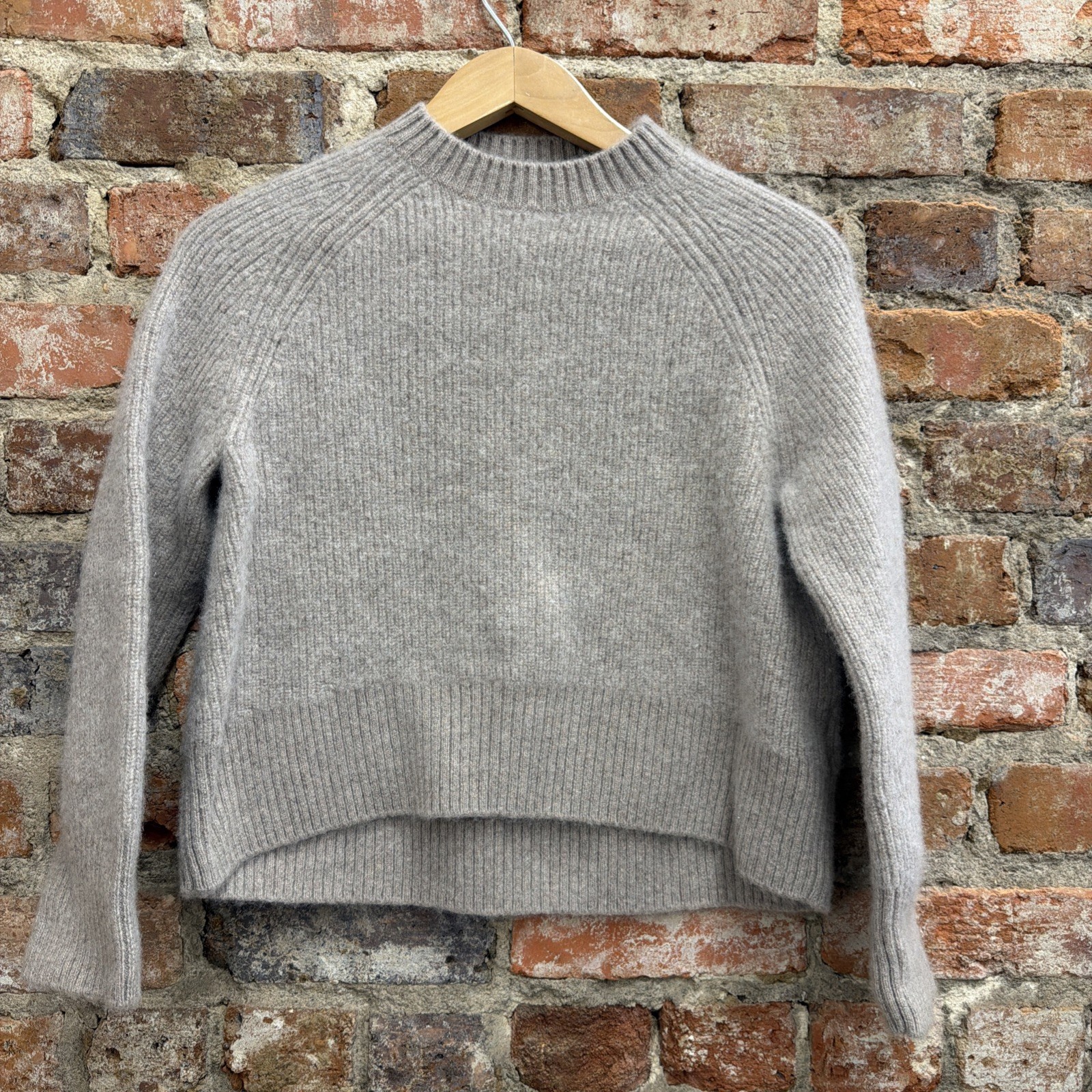 Los Ángeles & Atelier & Other Stories 100% Cashmere Sweater Beige Taupe Neck S