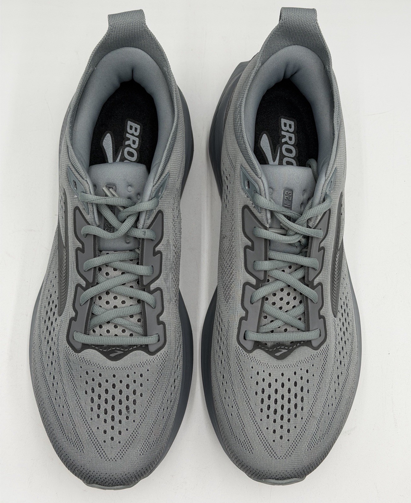 NEW BROOKS SZ 11 GLYCERIN 23 RUN & WALK cushion shoes men’s In Grey Pearl Black